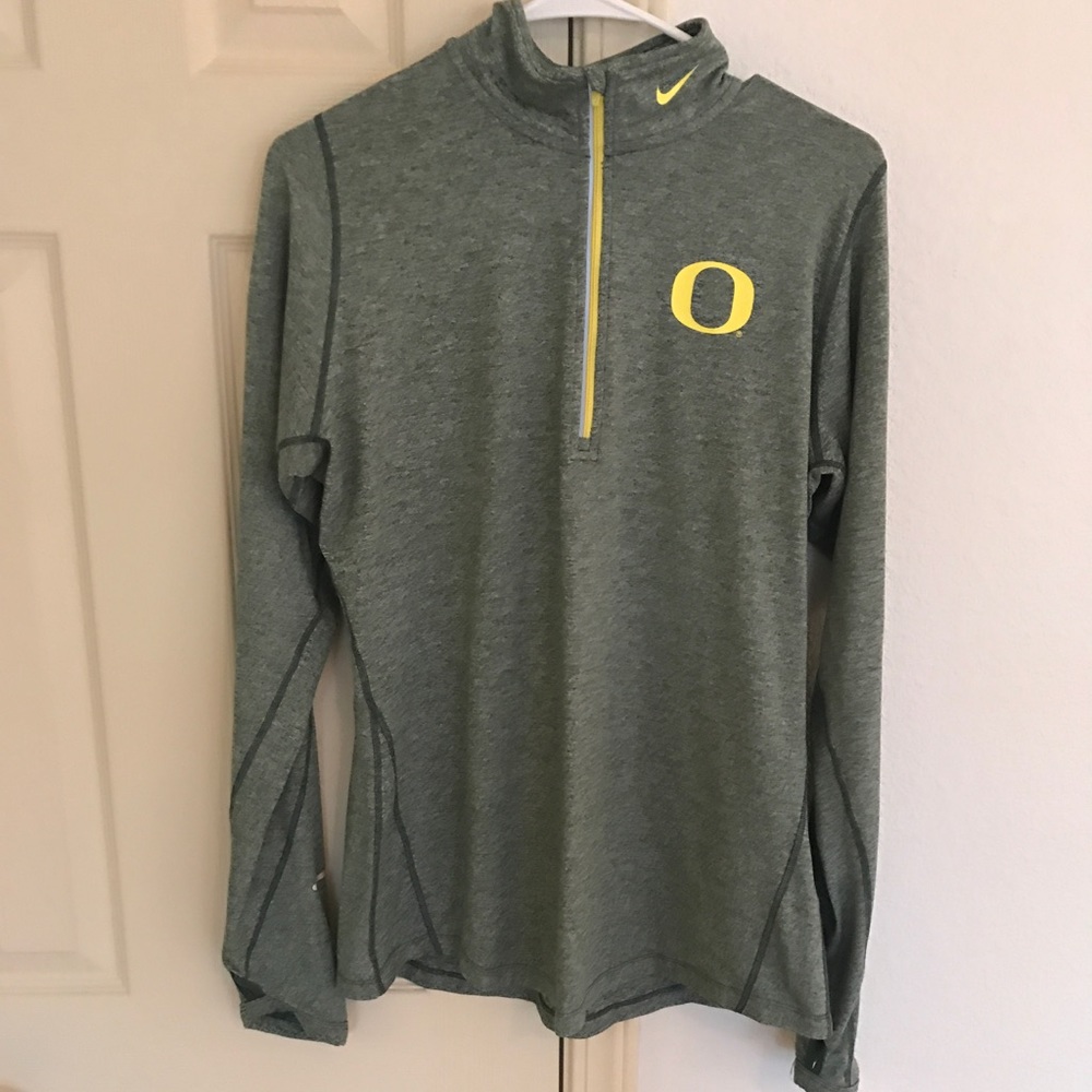 Women's Oregon dry fit jacket.