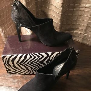 Cosmopolitan Short Boot