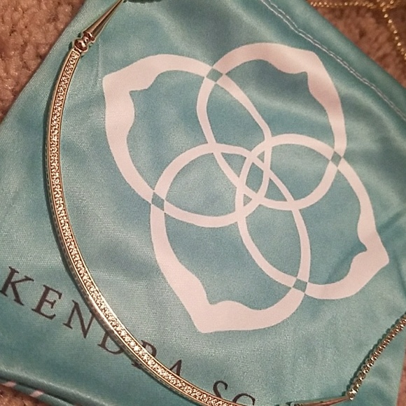 LAST ONE! NWT KENDRA scott Scottie choker in gold - Picture 2 of 4