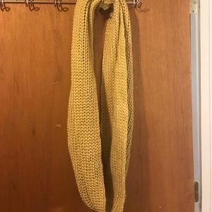 Infinity scarf
