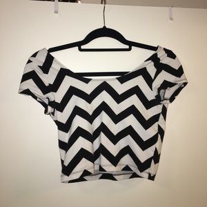 Zig-Zag Crop top