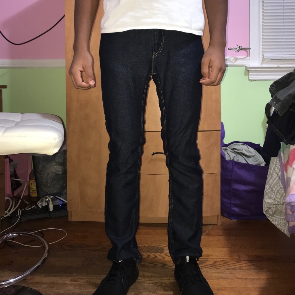 Levis