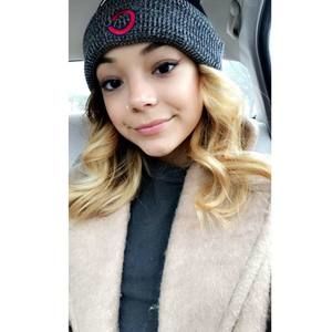 Meet your Posher, Fernanda