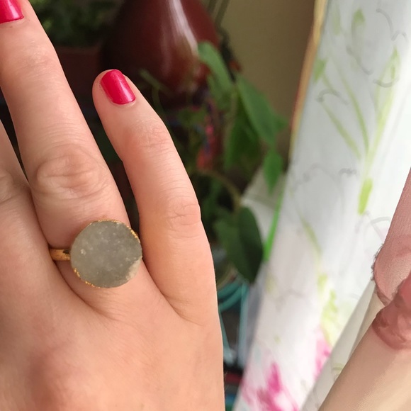 Smoky White Druzy Ring Size 7 - Picture 5 of 5