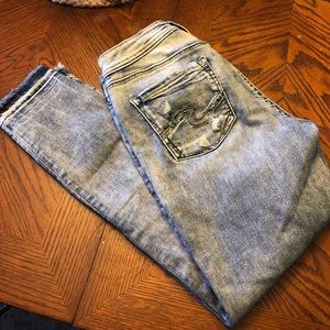 SILVER AVERY ACIDWASH SKINNY JEANS