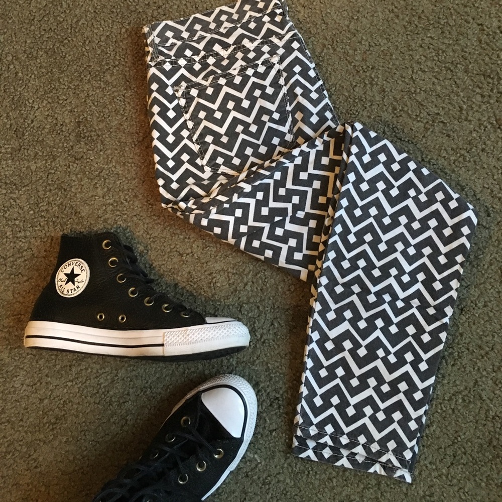 GAP Geometric Pattern Legging Jeans