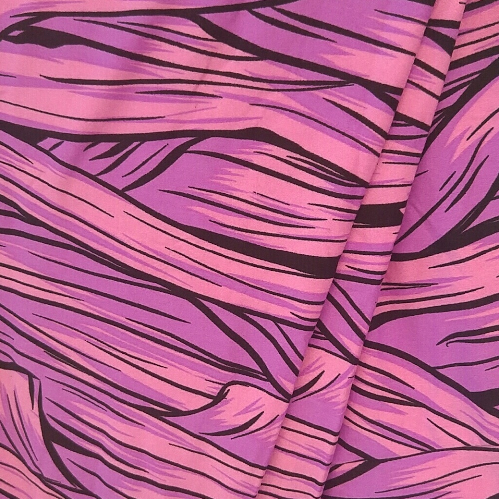 LuLaRoe TC2 Halloween mummy leggings.