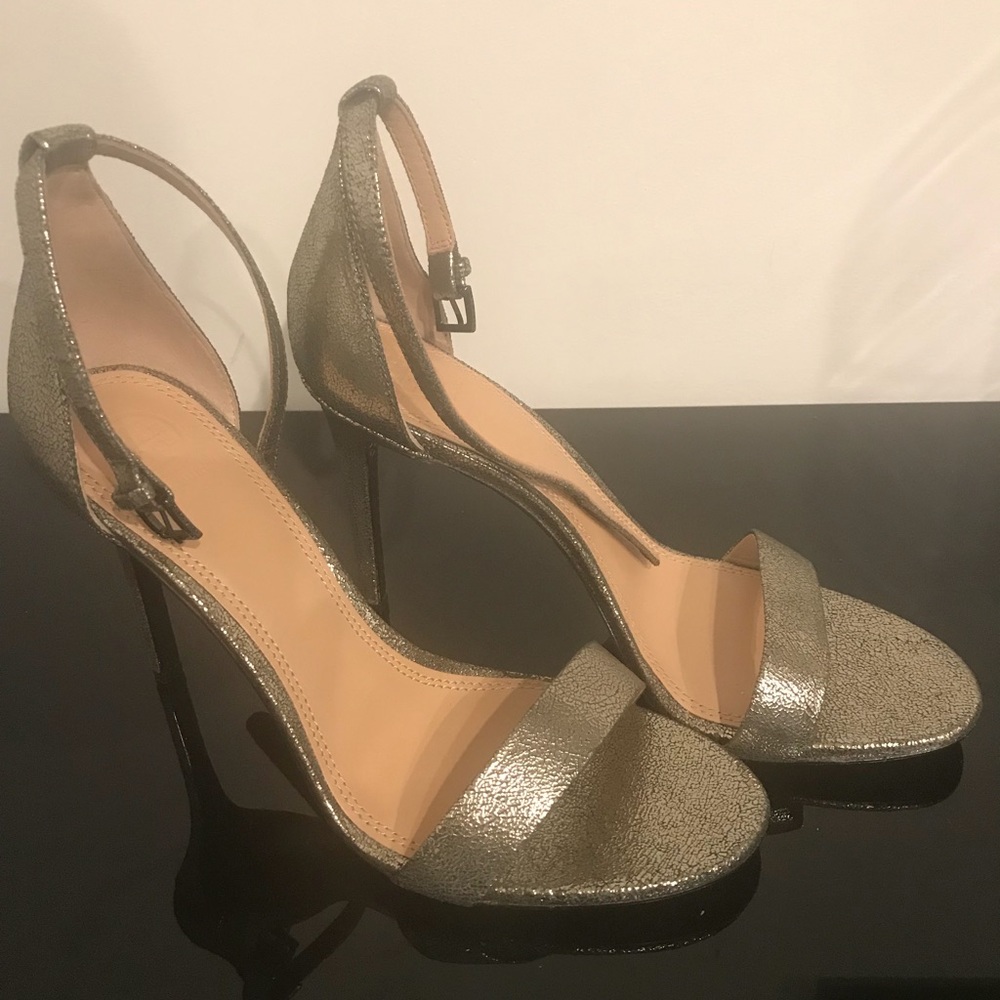 Tory Burch Keri Crackled Metallic Sandals size 10