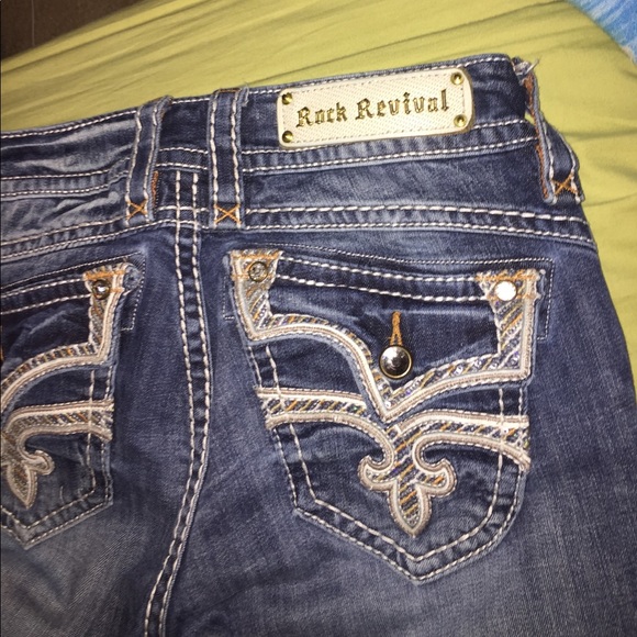 Boot Cut Jeans - Picture 3 of 4