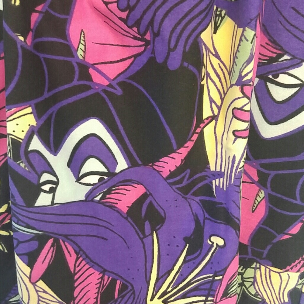 LuLaRoe TC2 Disney Villain Maleficent leggings.