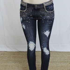Skinny Jeans with Rhinestones