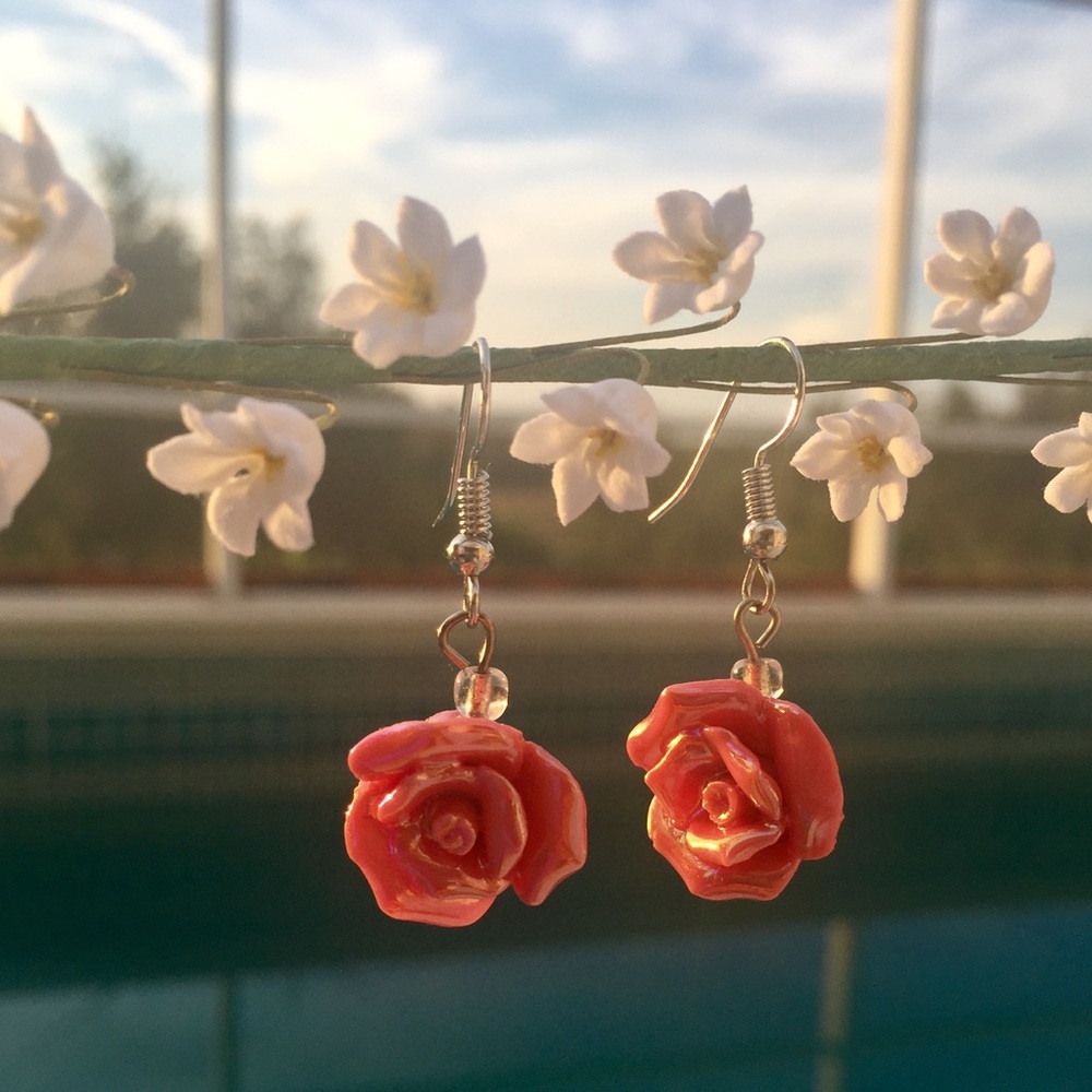 🌹Perl Roses Earrings 🌹 - Picture 4 of 4