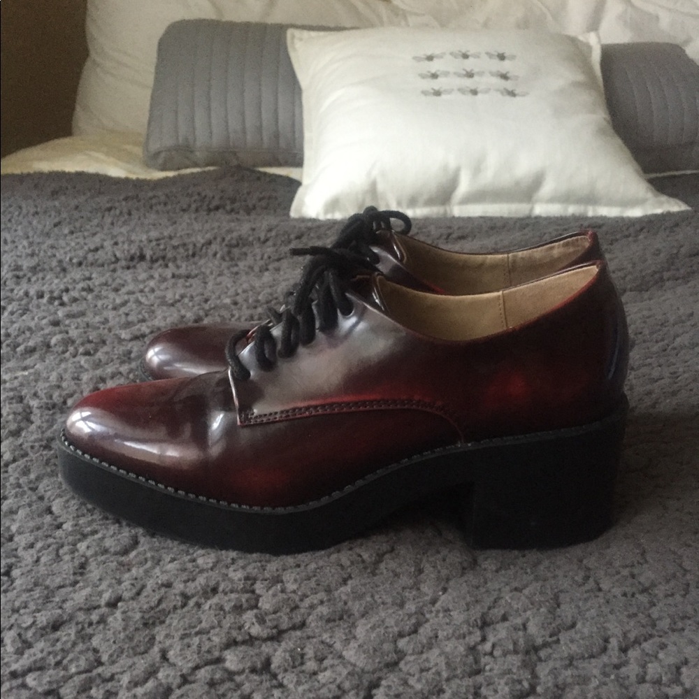 Zara Trafaluc Burgundy Patent Leather Oxfords 37 - Picture 1 of 8