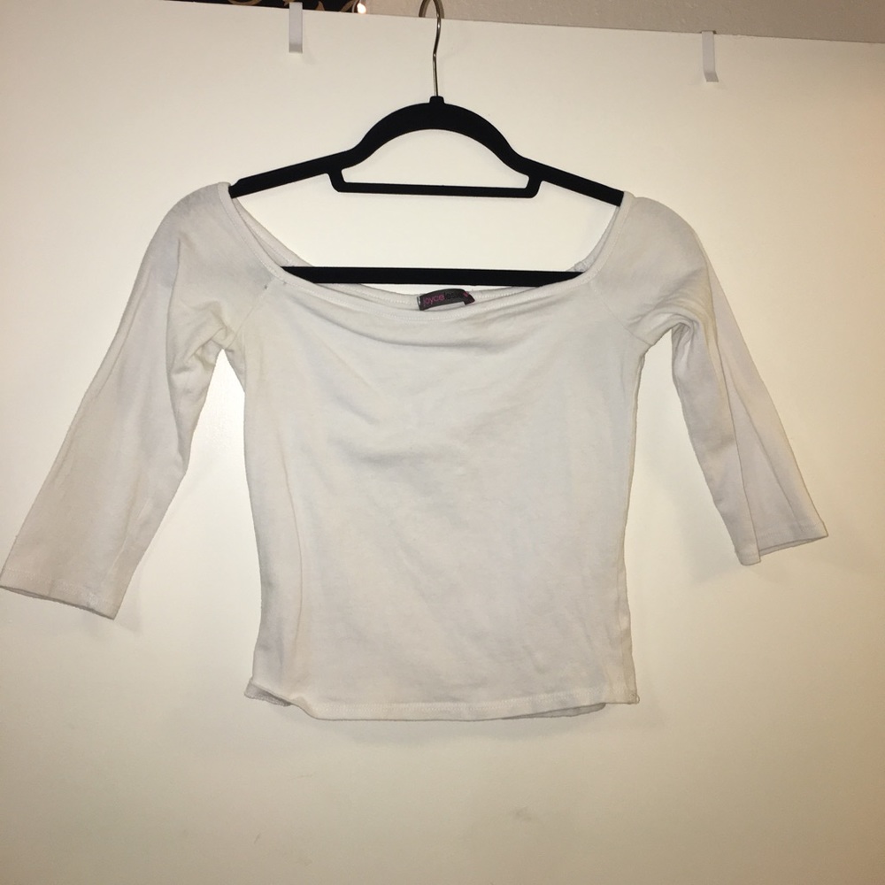 Off shoulder crop top