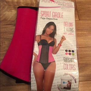 New! waist trainer size S