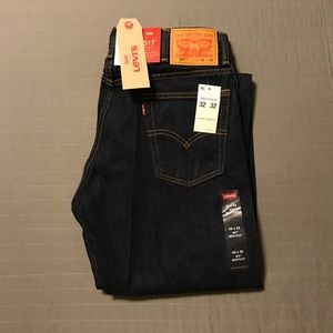 Men’s Levi 517 Bootcut Jeans