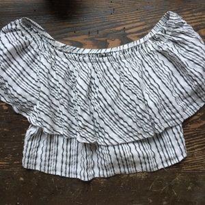 Reformation off the shoulder crop top!