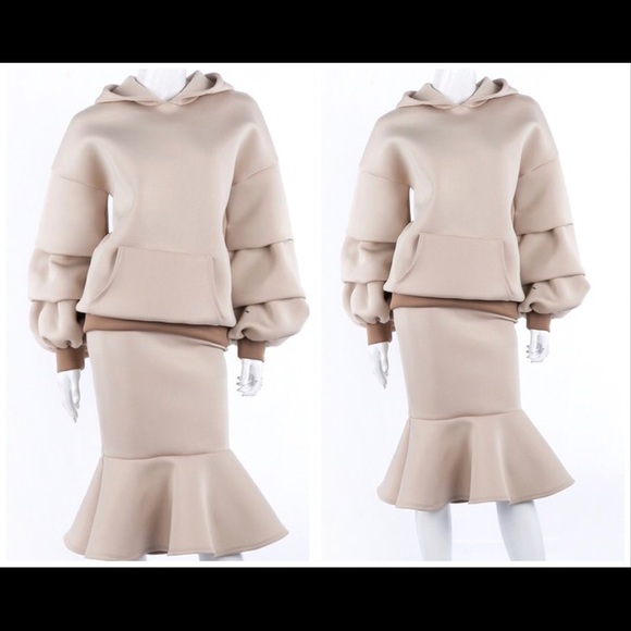 Two Piece Set- NUDE - Picture 3 of 3