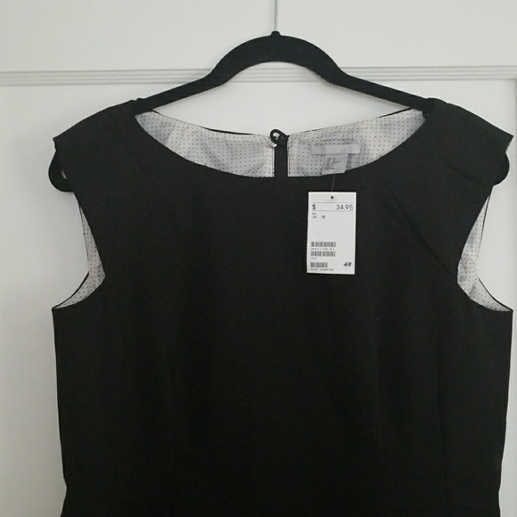 Dress - Picture 2 of 3