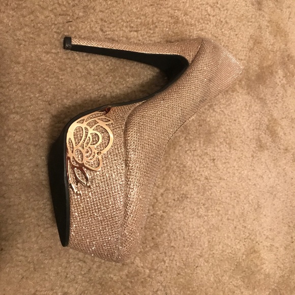 Size 9 gold glitter platform stiletto heels - Picture 4 of 4