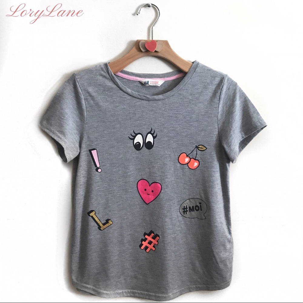 BUNDLE & SAVE! 
GIRLS GRAY T SHIRT