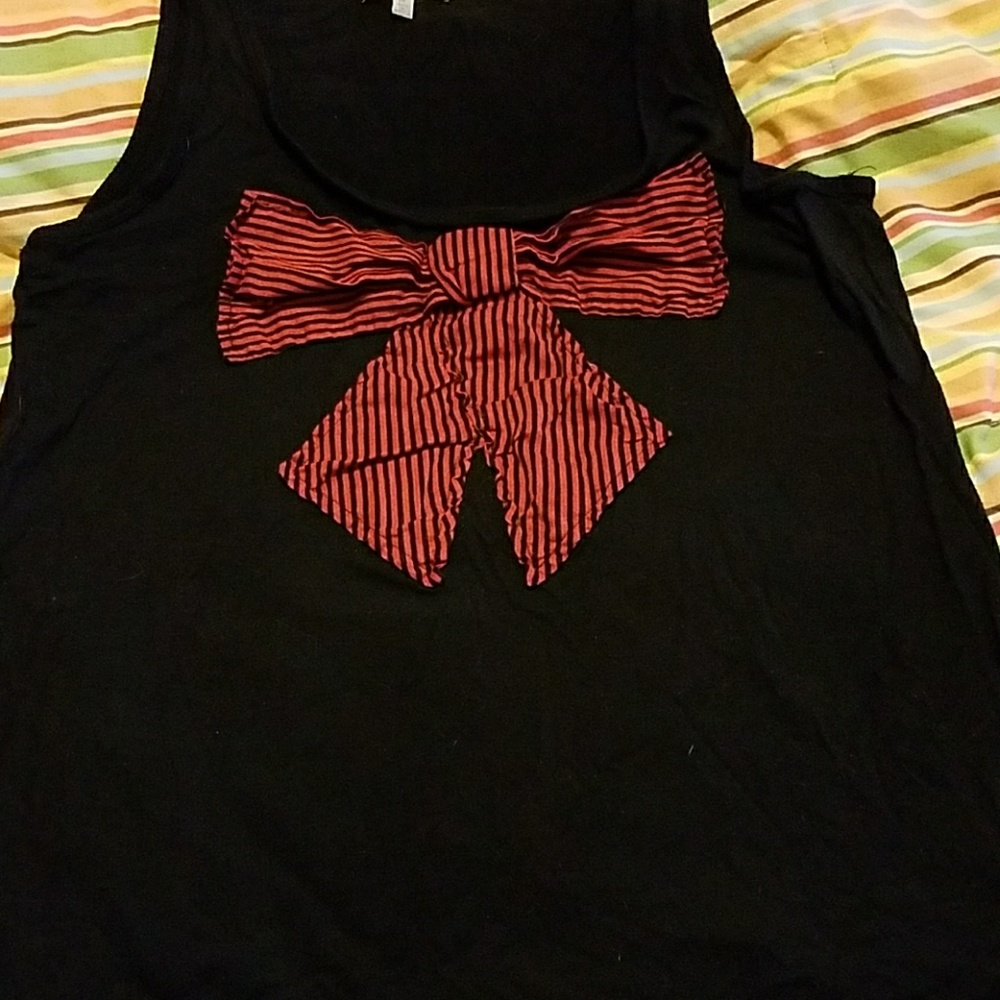 Black tank with black and red