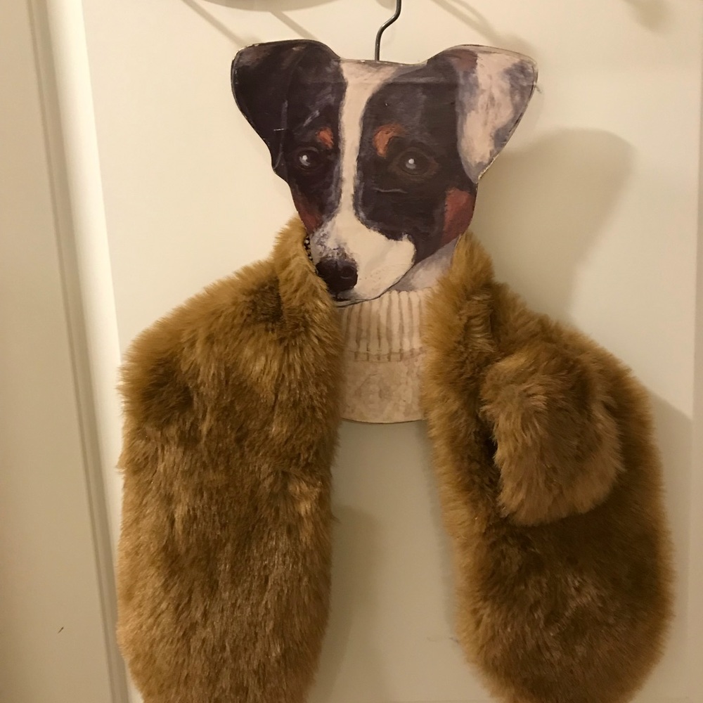 Vintage Banana Republic Faux Fur scarf