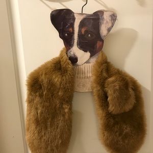 Vintage Banana Republic Faux Fur scarf