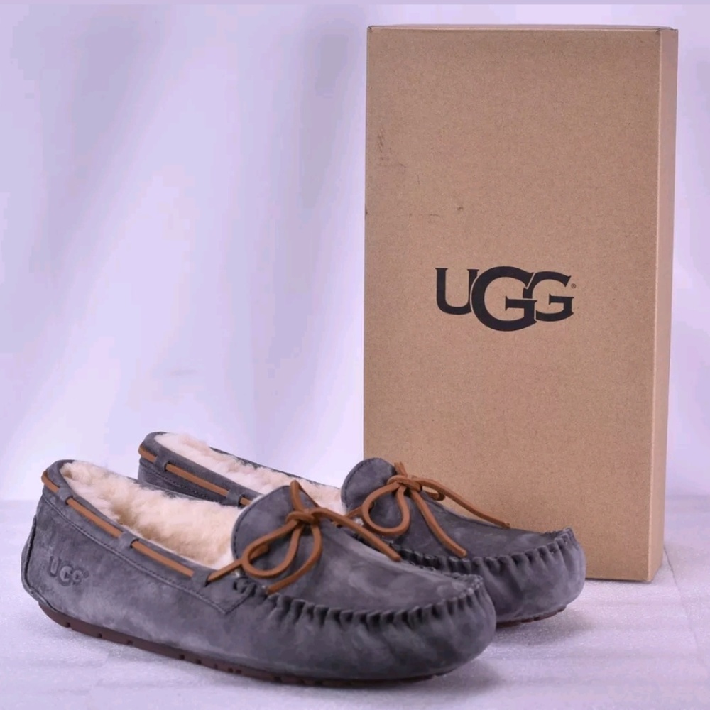 Ugg Mocassins (dakota style)