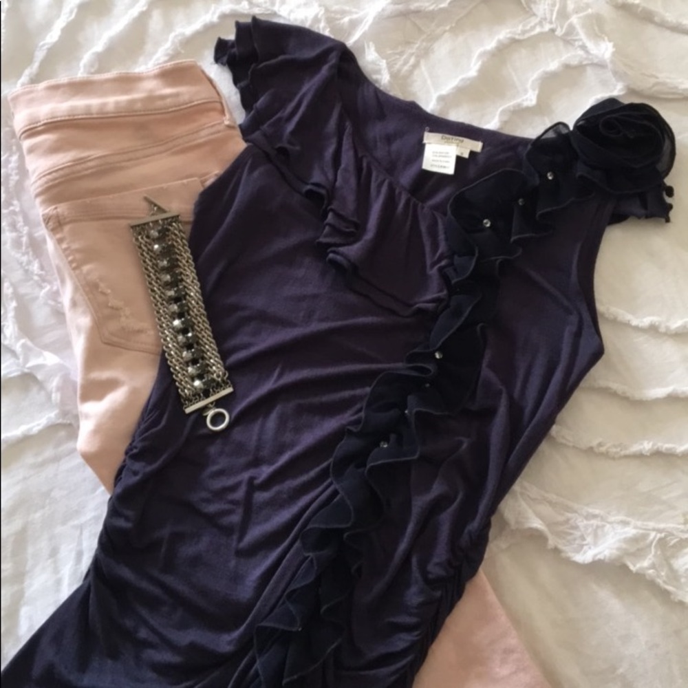Ruffled navy top, very cute!!