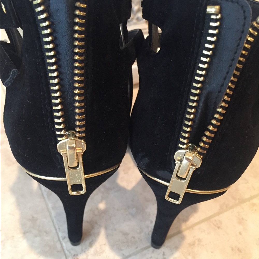 🎉🔥Forever21 gold medal heels🔥🎉 - Picture 8 of 8
