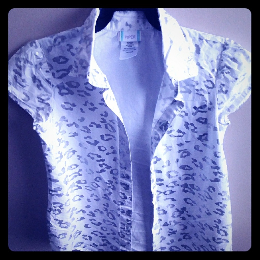 Short Sleeve white top