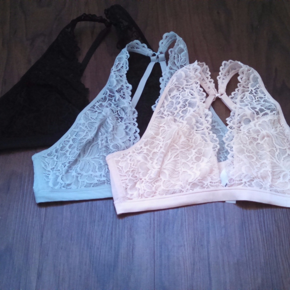 *BLACK FRIDAY SALE* Xhilaration Set of 3 Bralettes