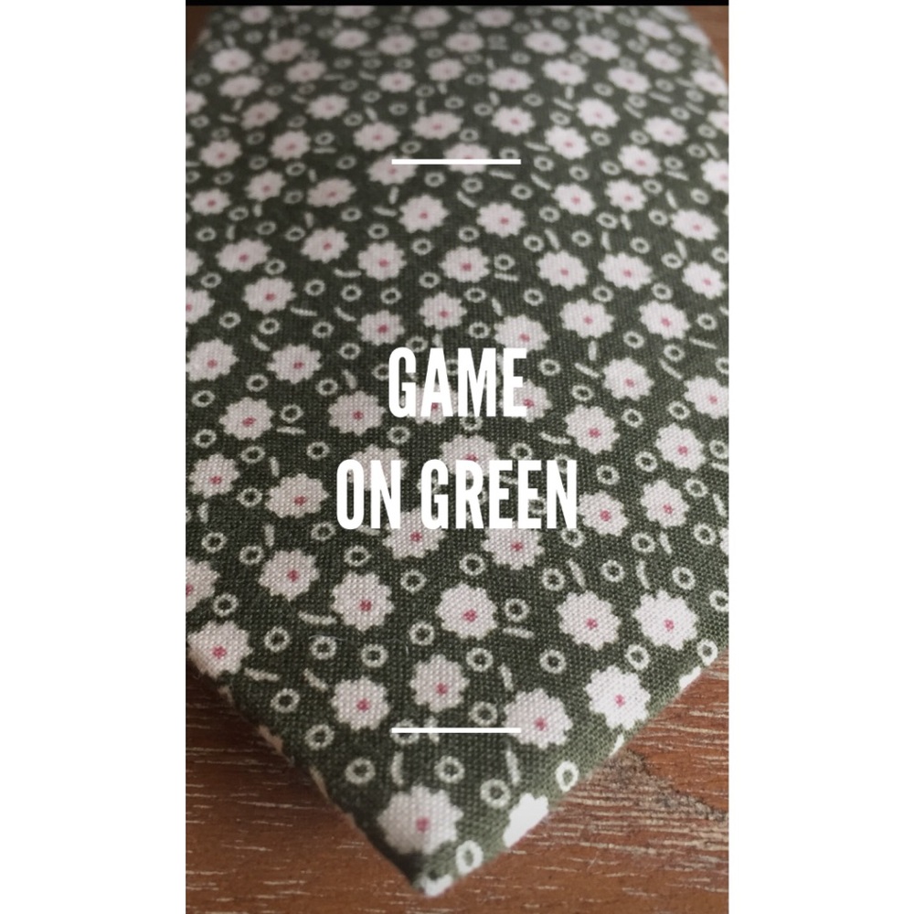 Men’s Floral Tie - “Game On Green”