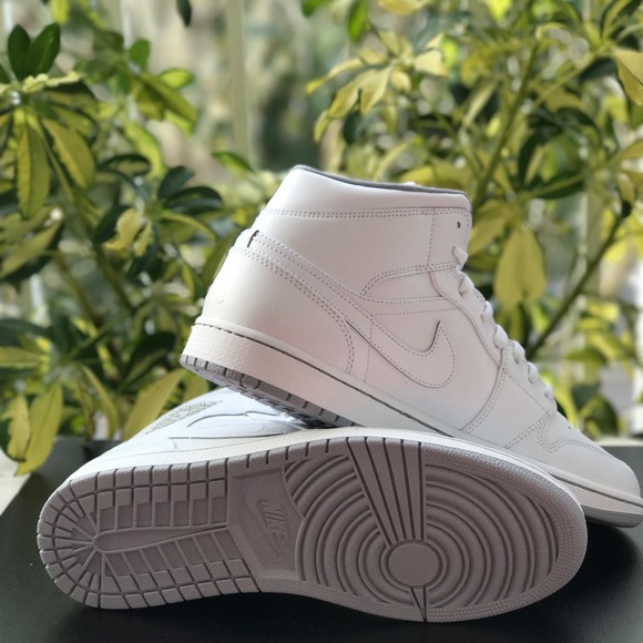 NWT Nike Jordan 1 MID M AUTHENTIC - Picture 6 of 8