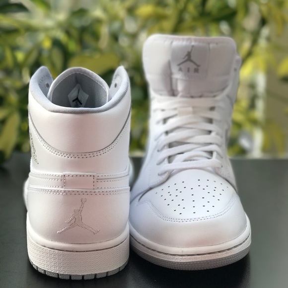 NWT Nike Jordan 1 MID M AUTHENTIC - Picture 7 of 8