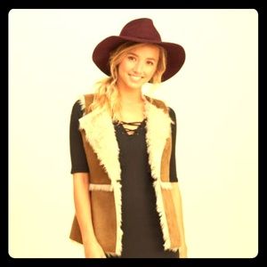NWT Hollister Shearling Suede Vest