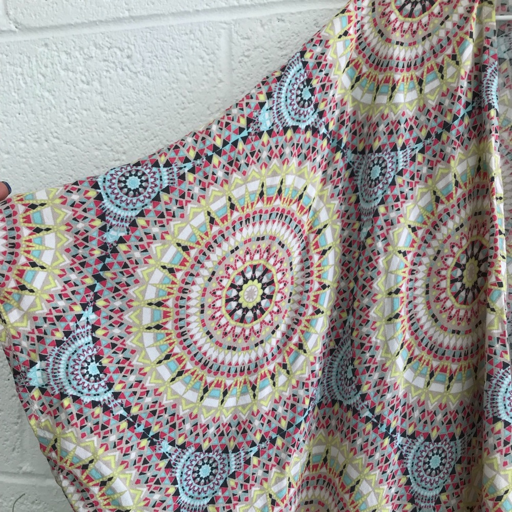 ⭐️Kaleidoscope Bohemian Kimono by Bethany Mota - Picture 4 of 7