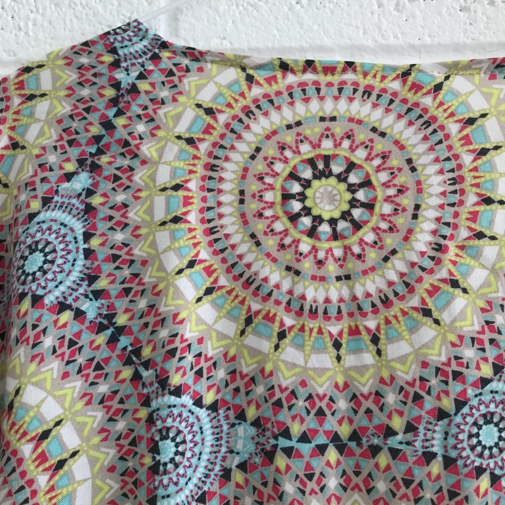 ⭐️Kaleidoscope Bohemian Kimono by Bethany Mota - Picture 5 of 7