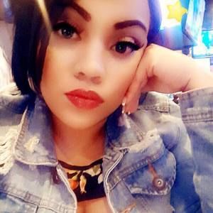 Meet your Posher, Tessa