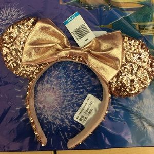 Rose gold Minnie Mouse ears