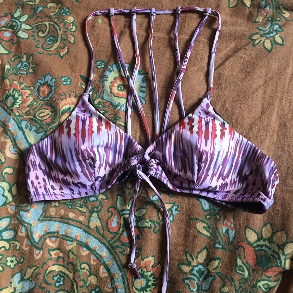 Strappy bikini top