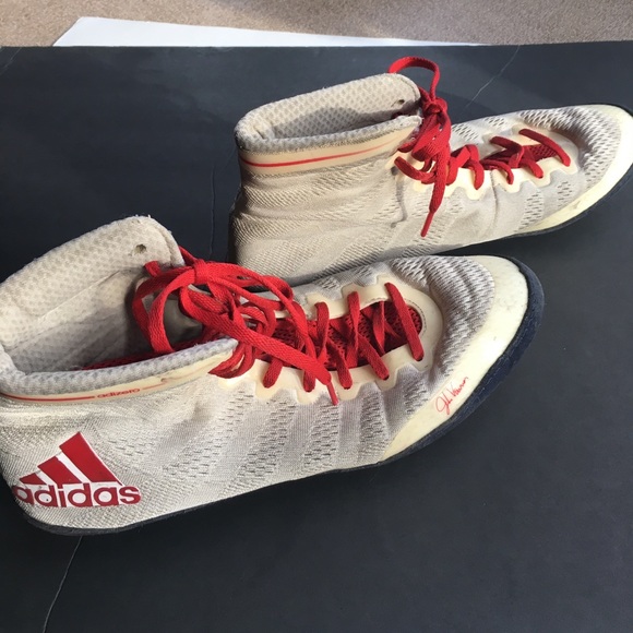 Le adidas adizero varner wrestling per dimensione 115 poshmark Le adidas adizero varner wrestling per dimensione 115 poshmark