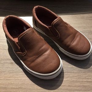 Boys size 9 slip on sneakers