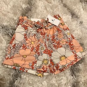 NWT Baby Gap floral tie shorts with belt 12-18 mos