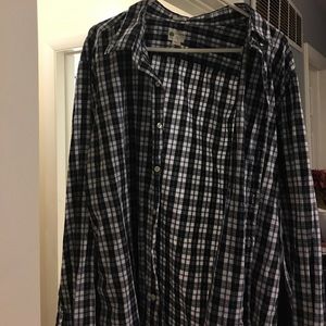 Xxl button down tailor fit dress shirt.