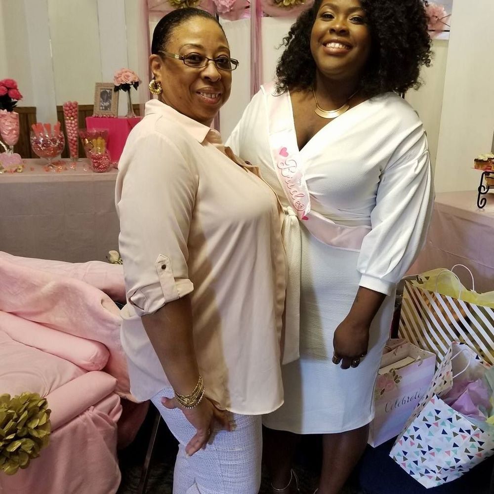 Meet your Posher, Cynthia