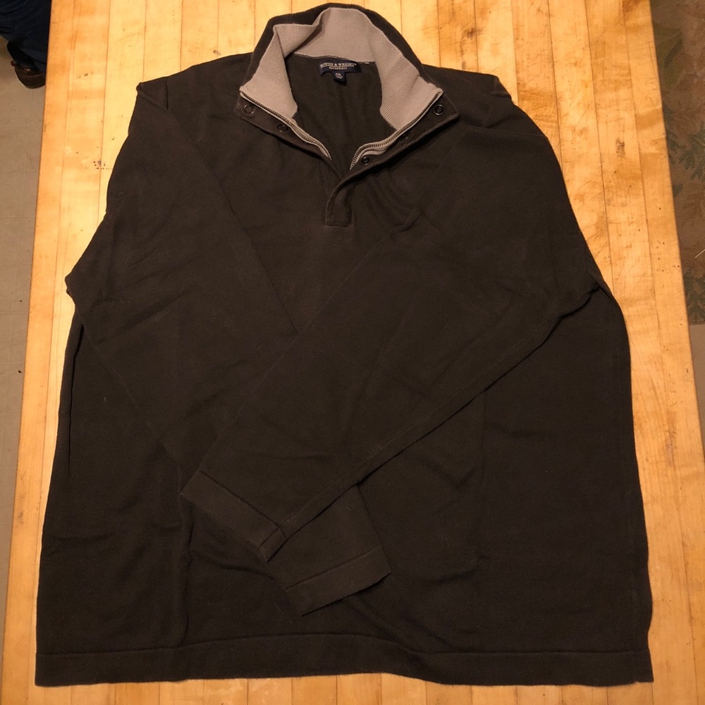 Bowen & Wright pull over sweater