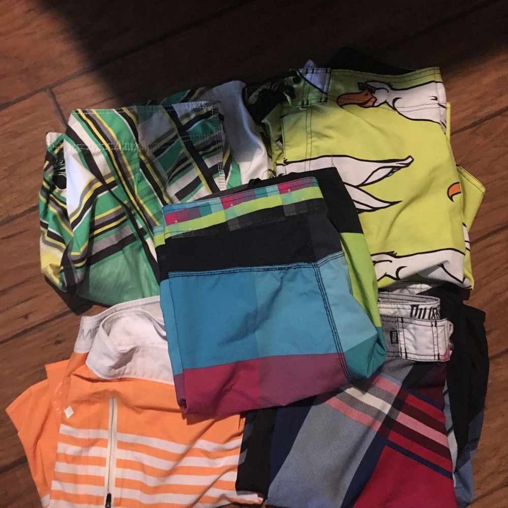 Men’s board shorts