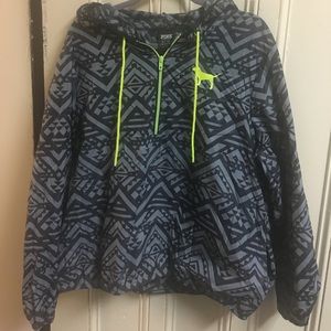 VS PINK hooded windbreaker